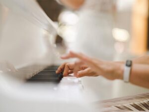 Custom Insurance for Healthcare Providers: Navigating Unique Risks with Tailored Protection