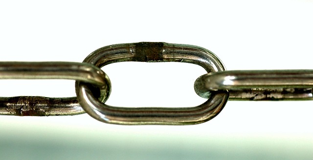 Internal Linking: Boost SEO with Contextual Plugin Strategies