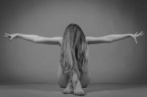 CoolSculpting for Legs: Sculpted Thighs Without Surgery