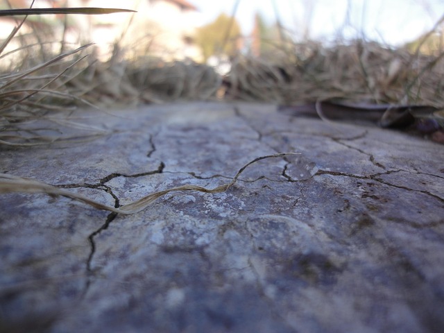 Fixing Foundation Cracks