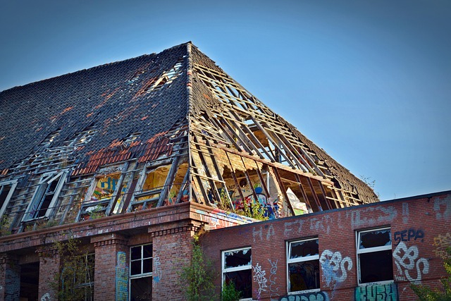 industrial roofing contractor