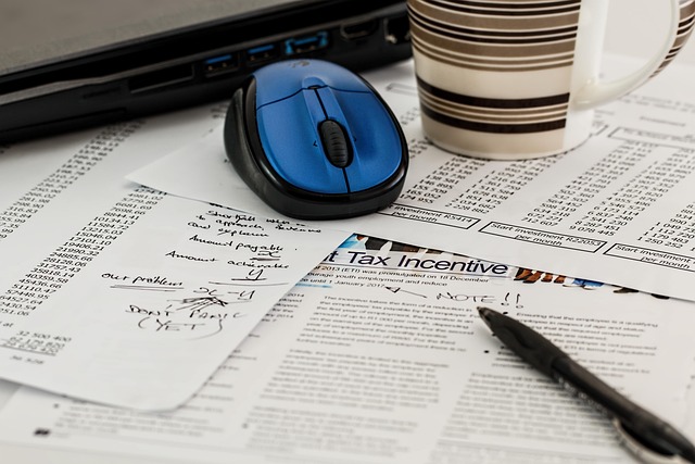 it-regulations-accounting-640x480-45121338.jpeg