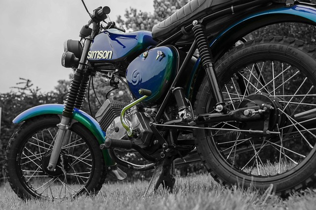 Lower Speeds, Safer Streets: Mopeds & Global Comparisons