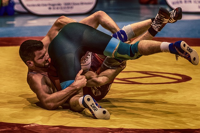 Unlocking Submission Grappling: AZ Techniques for Gi-Less Dominance