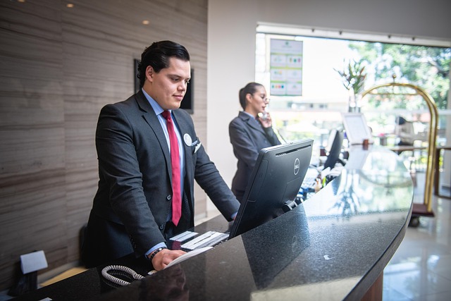 virtual-receptionist-service-640x480-57440835.jpeg