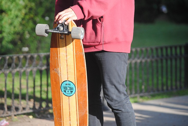 Longboard Basics: Deck Length for Beginners to Experts